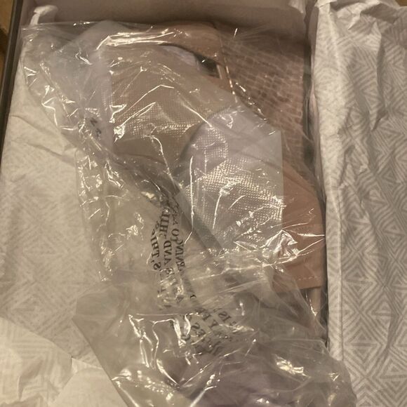 NIB Donald Pliner Panya Suede Mushroom Grey Metallic Snakeskin Wedge Sandals - Picture 7 of 9